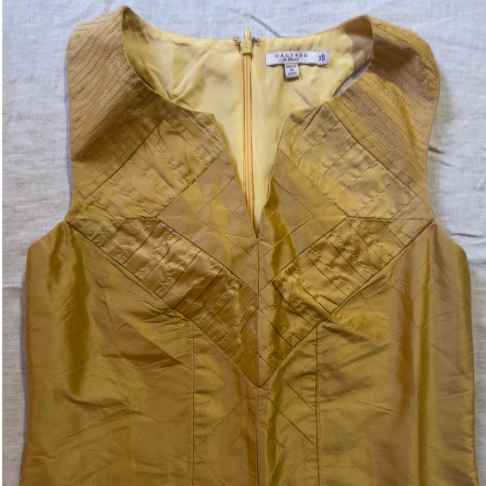 Calypso Gold Silk Shift Dress, Size XS, EUC